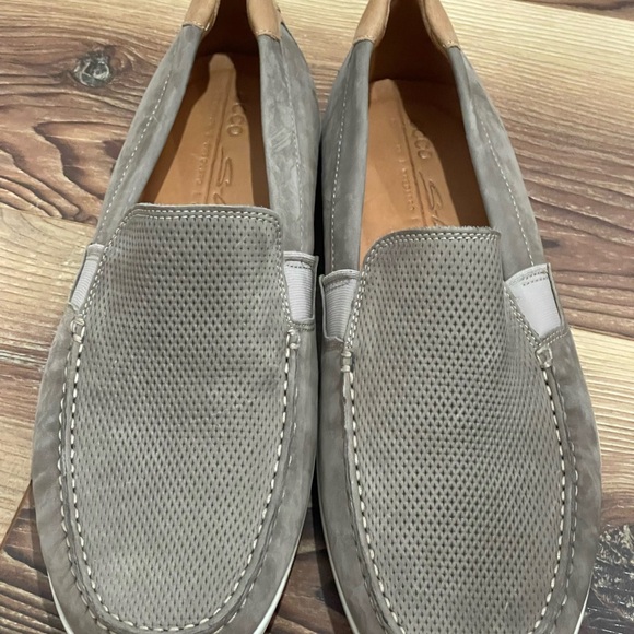 Ecco S-Lite 9/9.5 Men's Gray Slip-On Loafers - Picture 2 of 7